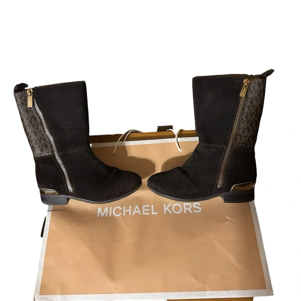 Michael Kors Girl’s Finley Makysa Brown Leather & Suede Boots